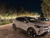 Usata Renault Captur Techno 101 CV (74 kW) 2025 Grigio SUV