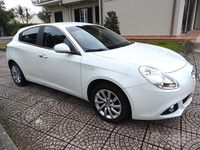 Gebraucht Alfa Romeo Giulietta 105 PS (77 kW) 2015 Weiß Kleinwagen