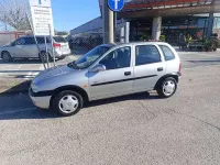 Usata Opel Corsa 60 CV (44 kW) 2000 Argento Berlina