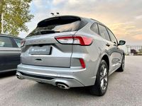 Usata Ford Kuga ST-Line X 150 CV (110 kW) 2021 Solar silver SUV