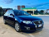 Usata VW Passat 140 CV (102 kW) 2006 Blu Berlina