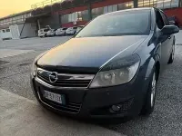 Usata Opel Astra 125 CV (91 kW) 2008 Grigio Berlina