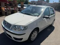 Usata Fiat Punto Active 60 CV (44 kW) 2009 Bianco Utilitaria