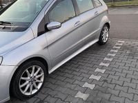 Usata Mercedes B200 140 CV (102 kW) 2008 Monovolume