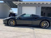 Usata Ferrari F8 721 CV (530 kW) 2023 Cabrio