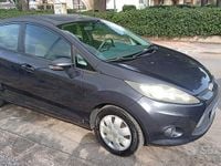 Usata Ford Fiesta Titanium 68 CV (50 kW) 2008 Grigio Utilitaria