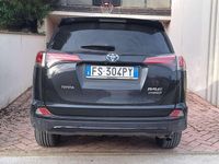Usata Toyota RAV4 Hybrid 155 CV (114 kW) 2018 Nero SUV
