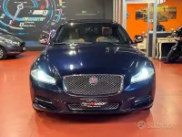 Usata Jaguar XJ 275 CV (202 kW) 2014 Bluazzurro Berlina