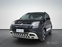 Nuova Fiat Panda Cross Cross 65 CV (47 kW) 2026 Nero cinema Utilitaria