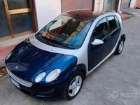 Usata Smart ForFour 95 CV (69 kW) 2005 Blu Utilitaria