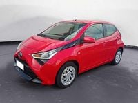 Usata Toyota Aygo Business Edition 72 CV (52 kW) 2020 Rosso Utilitaria