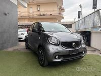 Usata Smart ForFour 70 CV (51 kW) 2017 Grigio Utilitaria