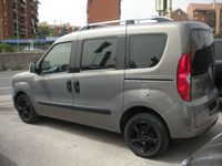 Usata Opel Combo 90 CV (66 kW) 2014 Gray Monovolume