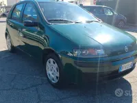 Usata Fiat Punto 60 CV (44 kW) 2002 Verde Utilitaria