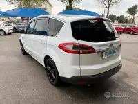 Usata Ford S-MAX S 163 CV (119 kW) 2011 Bianco Monovolume