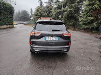 Usata Ford Kuga 120 CV (88 kW) 2024 Grigio SUV
