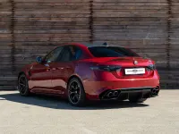 Usata Alfa Romeo Giulia Competizione 510 CV (375 kW) 2020 Rosso competizione Berlina