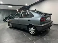 Usata Lancia Delta 75 CV (55 kW) 1994 Grigio Utilitaria