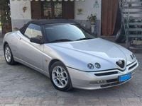 Usata Alfa Romeo Spider 150 CV (110 kW) 1999 Argento Cabrio