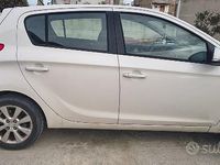 Usata Hyundai i20 2013 Bianco Berlina