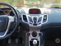 Usata Ford Fiesta Titanium 96 CV (70 kW) 2010 Utilitaria