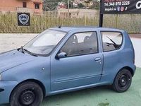 Usata Fiat 600 54 CV (39 kW) 2003 Blu Berlina