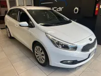 Begagnad Kia Ceed Sportswagon 110 HK (80 kW) 2014 Vit Kombi