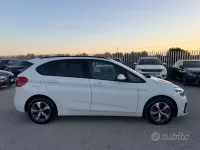 Usata BMW 216 Active Tourer Advantage 116 CV (85 kW) 2020 Bianco Monovolume