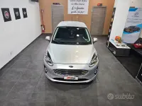 Usata Ford Fiesta Titanium 75 CV (55 kW) 2019 Grigio Utilitaria