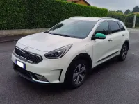 Usata Kia Niro Premium 105 CV (77 kW) 2018 Bianco SUV