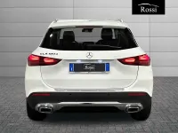 Usata Mercedes GLA180 Advanced 116 CV (85 kW) 2024 Grigio montagna SUV