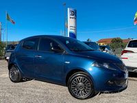 Usata Lancia Ypsilon Gold 69 CV (50 kW) 2023 Blu Utilitaria