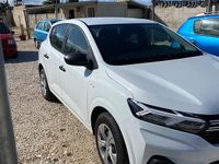 Begagnad Dacia Sandero Essentiel 91 HK (66 kW) 2024 Vit Sedan