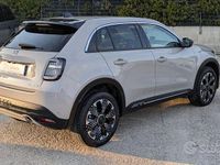 Usata Fiat 600 La Prima 110 CV (80 kW) 2025 Beige SUV
