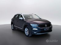 Usata VW T-Roc Style 115 CV (84 kW) 2019 Grigio SUV