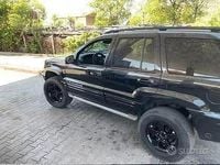Usata Jeep Grand Cherokee Overland 258 CV (189 kW) 2002 Nero SUV