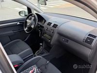 Usata VW Touran Comfortline 150 CV (110 kW) 2012 Bianco Monovolume