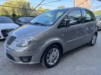 Usata Lancia Musa 77 CV (56 kW) 2009 Grigio Monovolume