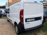Usata Opel Combo 90 CV (66 kW) 2015 Bianco Furgone