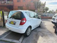 Usata Mercedes A180 Avantgarde 109 CV (80 kW) 2010 Bianco Berlina