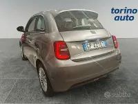 Usata Fiat 500e La Prima 69 kW (95 CV) 2023 Grigio Berlina