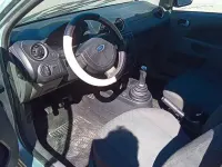 Usata Ford Fiesta 75 CV (55 kW) 2003 Utilitaria