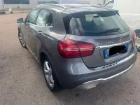 Usata Mercedes GLA200 185 CV (136 kW) 2018 Grigio SUV