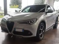 Usata Alfa Romeo Stelvio Sprint 190 CV (139 kW) 2022 Argento SUV