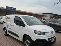 Usata Fiat Doblò 100 CV (73 kW) 2023 Bianco Monovolume