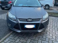 Usata Ford Focus Titanium 116 CV (85 kW) 2011 Grigio Station wagon