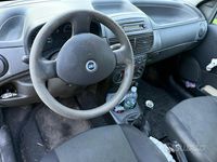 Usata Fiat Punto 75 CV (55 kW) 2007 Blu Utilitaria