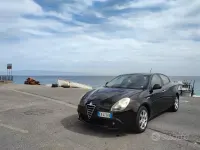 Usata Alfa Romeo Giulietta 105 CV (77 kW) 2011 Nero Utilitaria