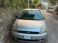 Usata Ford Fiesta 68 CV (50 kW) 2003 Grigio Utilitaria