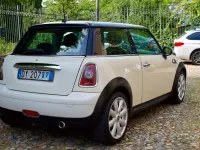 Usata Mini Cooper D 109 CV (80 kW) 2009 Utilitaria
